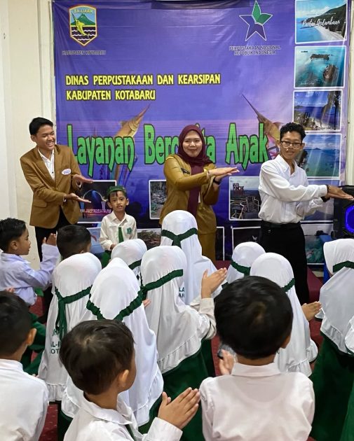 Pada hari ini (02-12-2025), Perpustakaan Kotabaru kedatangan anak-anak dari R